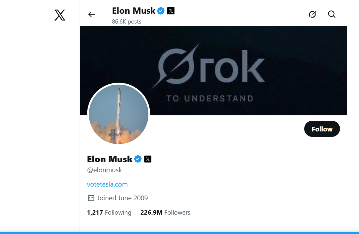 Elon Musk official Twitter profile showcasing latest tweets and updates.